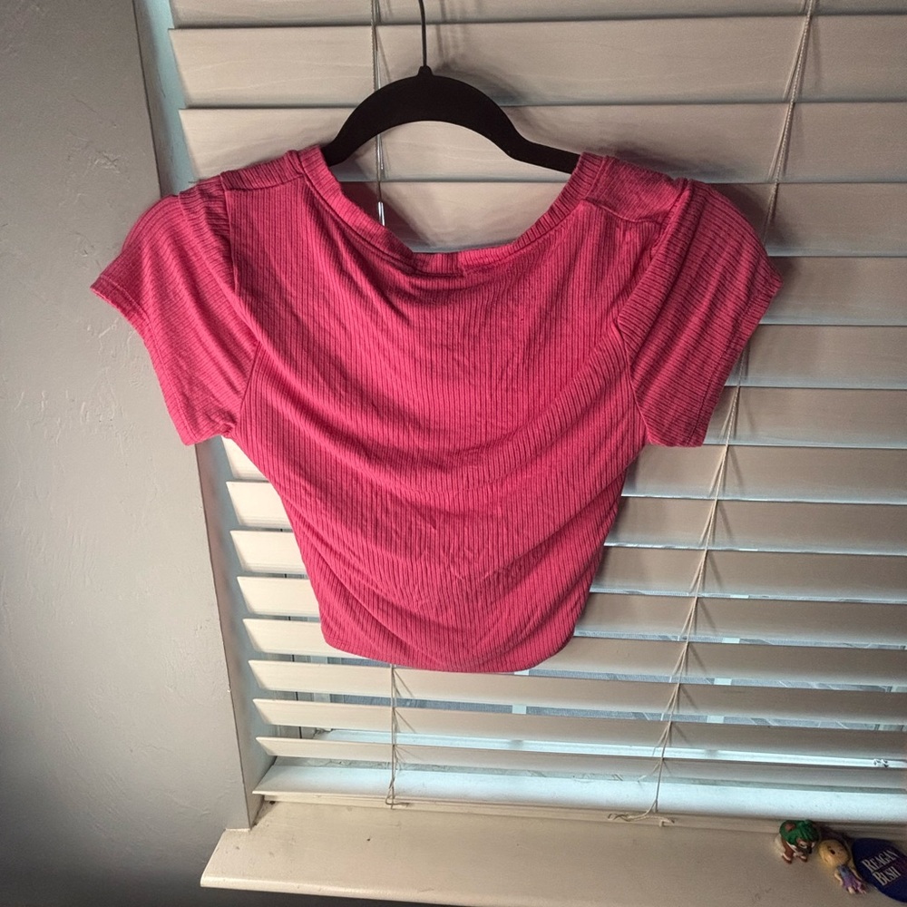 Pink V-Neck Ribbed Women's Top - Picture 2 of 2